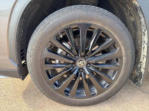 2024 Toyota Highlander XSE