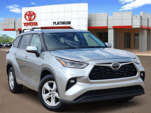 2021 Toyota Highlander LE