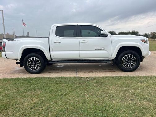 2020 Toyota Tacoma TRD Sport