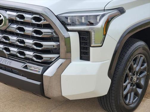 2025 Toyota Tundra Platinum