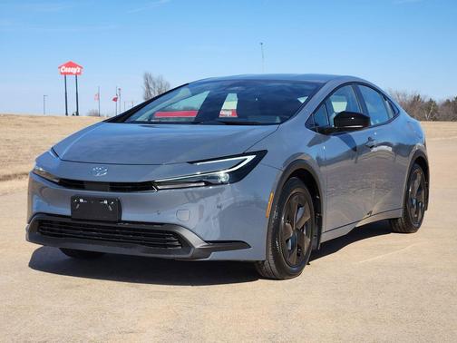 2026 Toyota Prius LE