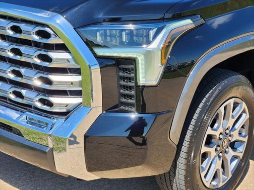 2025 Toyota Tundra Hybrid 1794 Edition