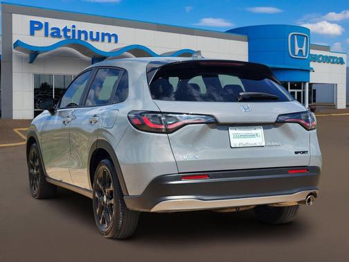 Urban Gray Pearl 2025 Honda HR-V 2WD Sport