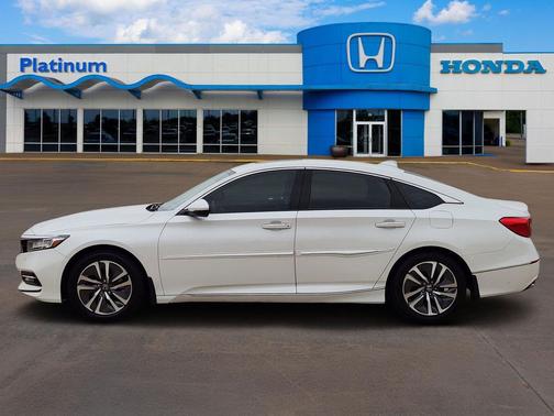 2019 Honda Accord Hybrid Touring