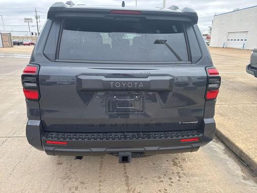 2025 Toyota 4Runner TRD Off Road