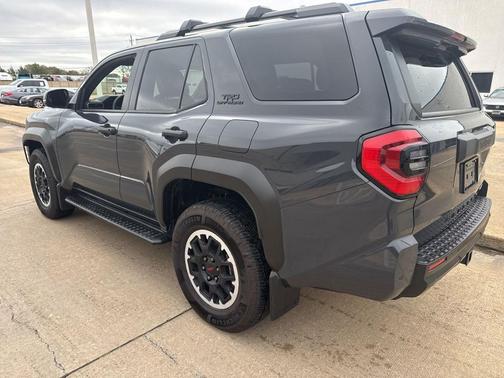 2025 Toyota 4Runner TRD Off Road