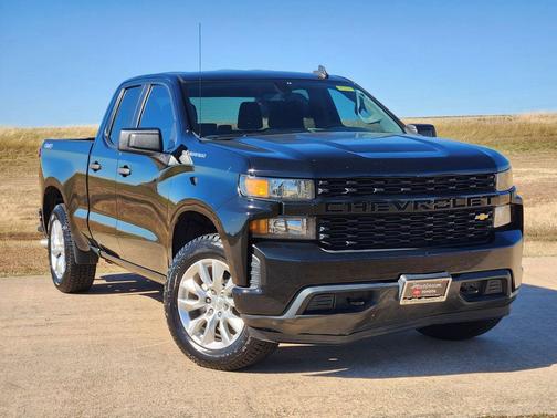 2020 Chevrolet Silverado 1500 Custom
