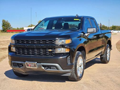 2020 Chevrolet Silverado 1500 Custom