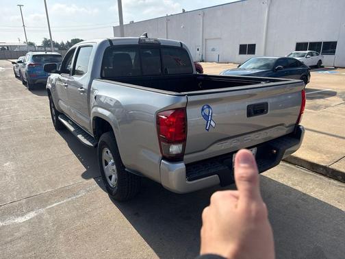 Silver Sky Metallic 2019 Toyota Tacoma SR