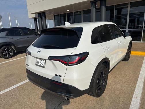 2026 Honda HR-V 2WD Sport