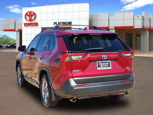 2023 Toyota RAV4 Hybrid XLE