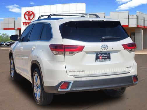 2017 Toyota Highlander Limited