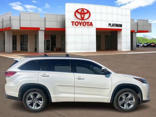 2017 Toyota Highlander Limited