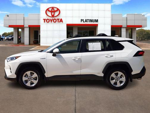 2020 Toyota RAV4 Hybrid XLE