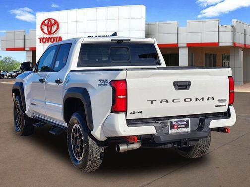2026 Toyota Tacoma Hybrid TRD Off Road