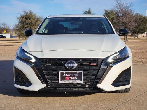 2023 Nissan Altima SR VC-Turbo FWD