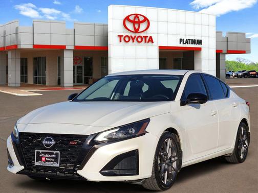 2023 Nissan Altima SR VC-Turbo FWD