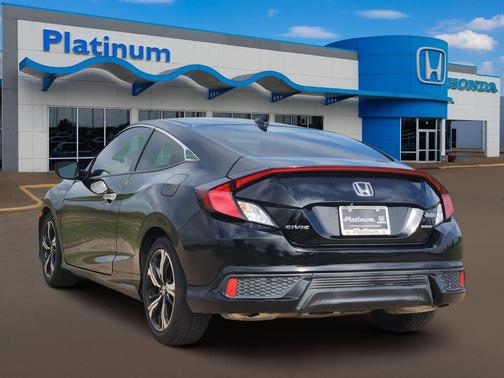 2017 Honda Civic Touring