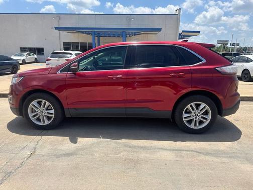 Ruby Red Metallic Tinted Clearcoat 2018 Ford Edge SEL