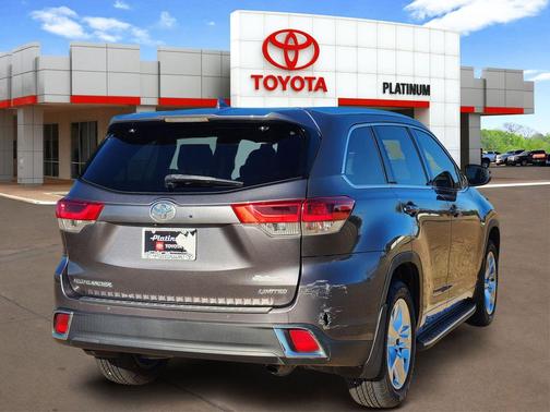 2017 Toyota Highlander Limited