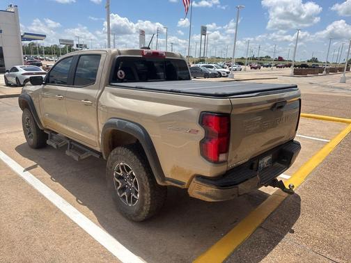 Sand Dune Metallic 2024 Chevrolet Colorado ZR2