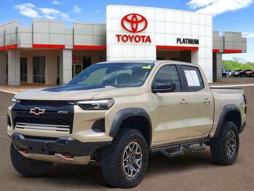Sand Dune Metallic 2024 Chevrolet Colorado ZR2