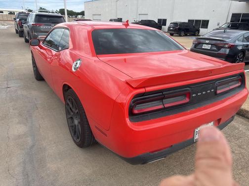 Go Mango 2019 Dodge Challenger GT