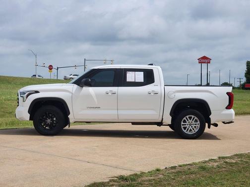 Ice Cap 2024 Toyota Tundra SR5