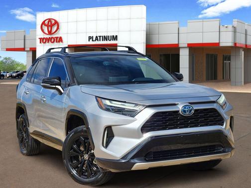 2022 Toyota RAV4 Hybrid SE