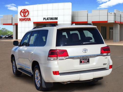 2021 Toyota Land Cruiser Base