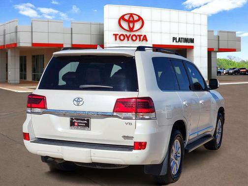 2021 Toyota Land Cruiser Base