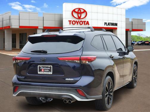 2023 Toyota Highlander XSE