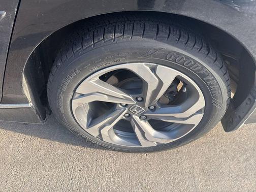Crystal Black Pearl 2018 Honda Accord EX-L