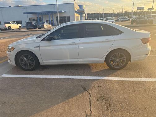 2020 Volkswagen Jetta 1.4T R-Line