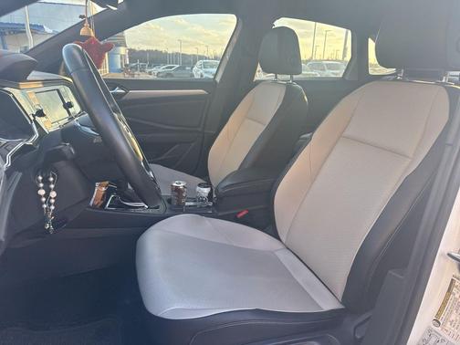 2020 Volkswagen Jetta 1.4T R-Line