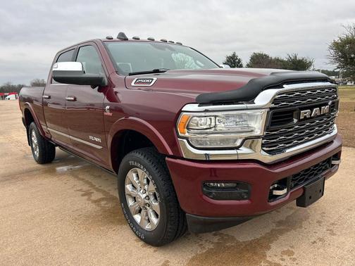 2019 RAM 2500 Limited Crew Cab 4x4 6'4' Box