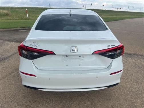 2022 Honda Civic Touring
