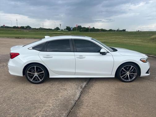 2022 Honda Civic Touring