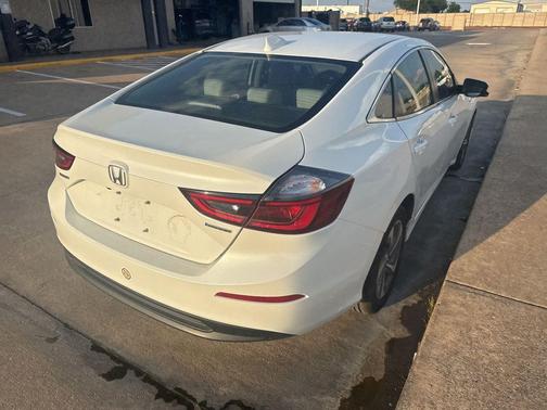 White Orchid Pearl 2019 Honda Insight EX