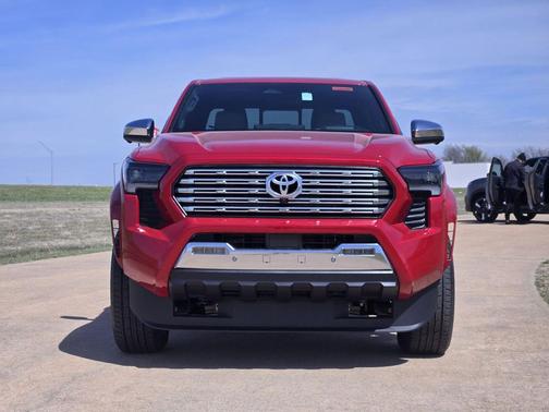 2026 Toyota Tacoma Hybrid Limited