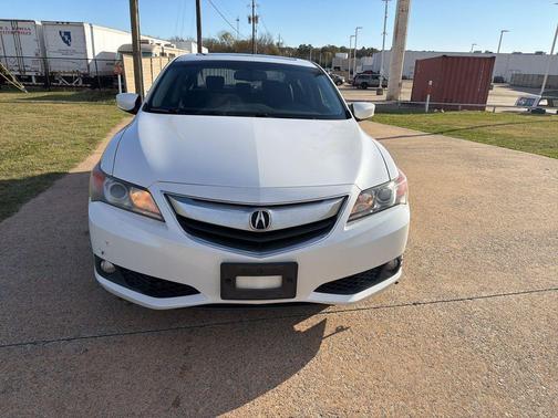 2014 Acura ILX 2.0L w/Premium Package