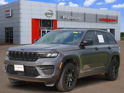 Baltic Gray Metallic Clearcoat 2025 Jeep Grand Cherokee Altitude
