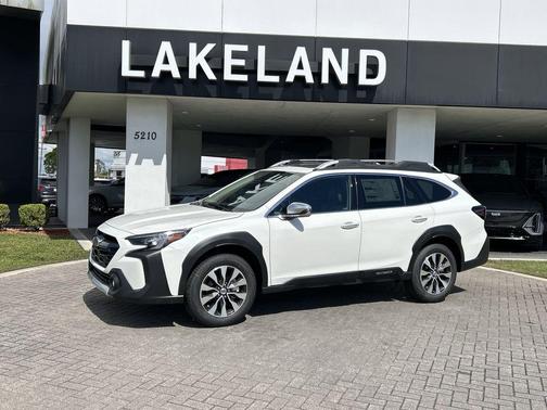 2025 Subaru Outback Touring XT