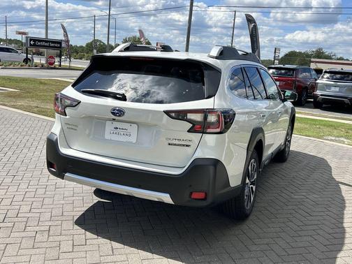 2025 Subaru Outback Touring XT