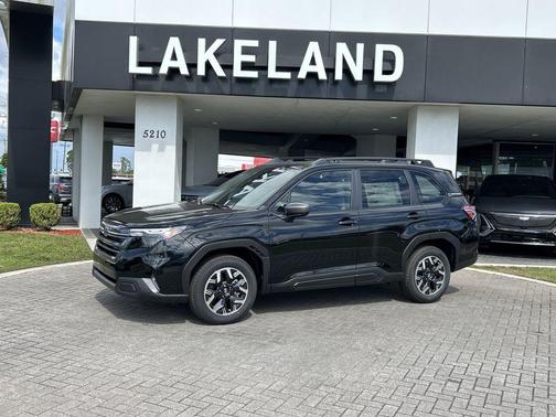 2025 Subaru Forester Premium