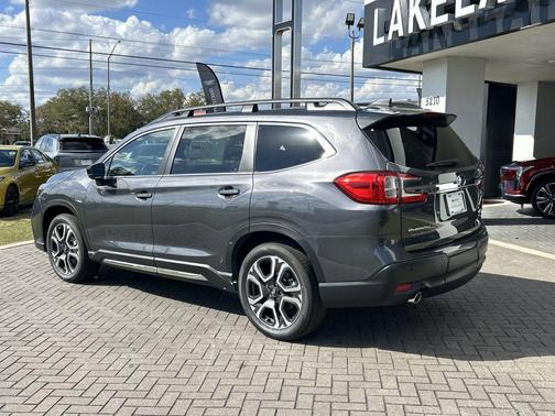 Magnetite Gray Metallic 2026 Subaru Ascent Limited 7-Passenger