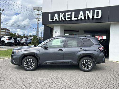 2025 Subaru Forester Premium