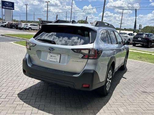 2025 Subaru Outback Premium