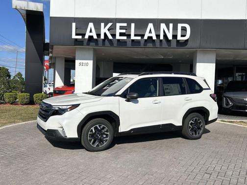 2025 Subaru Forester Premium