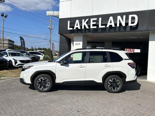 2025 Subaru Forester Premium
